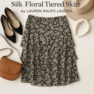 Lauren Ralph Lauren Tiered SILK Skirt SZ 6 
Navy White Knee Length Lined